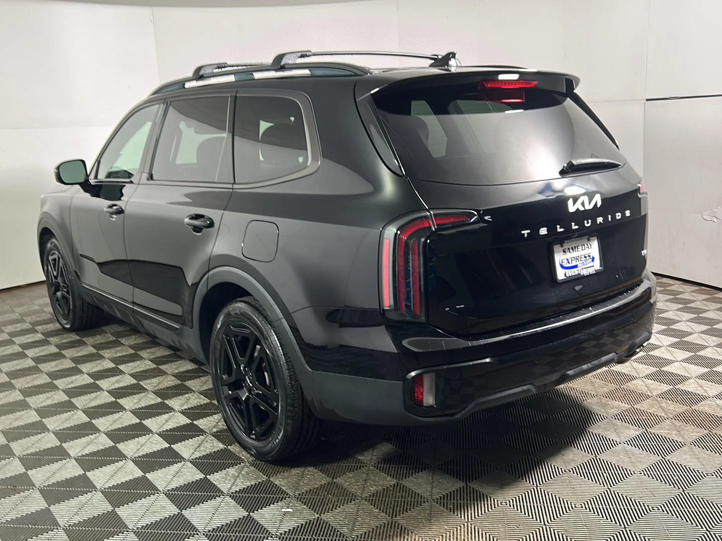 Used 2024 Ebony Black Kia SX X-Line image 11