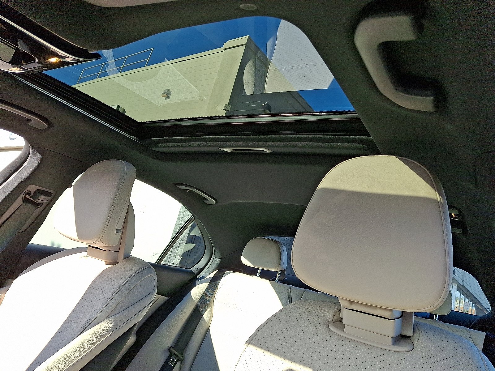 2025 Mercedes-Benz C-Class Sedan C 300 - Photo 14