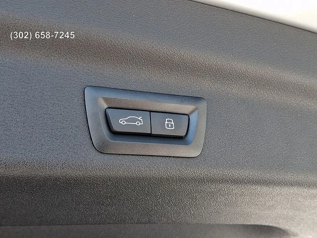 Used 2026 Space Silver Metallic BMW xDrive28i image 27