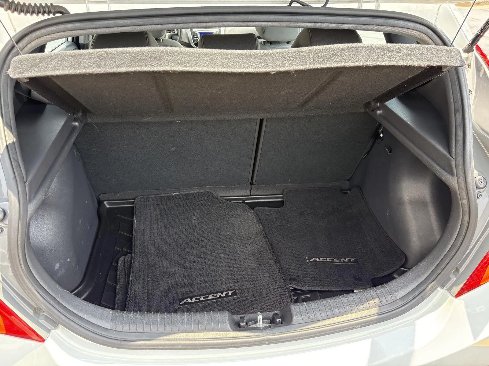 Used 2014 Century White Hyundai GS image 20