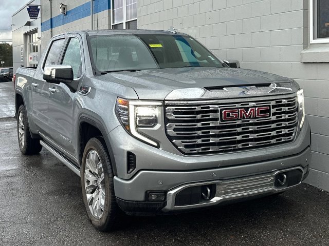 Used 2023 Silver GMC Denali image 3