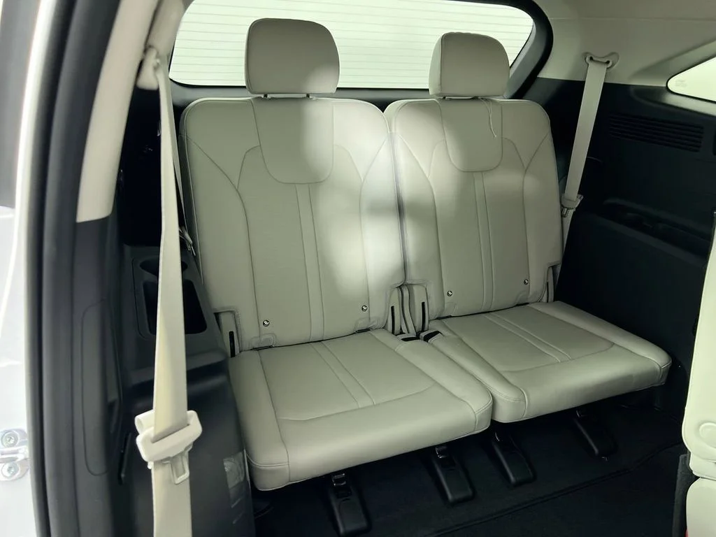 2026 Kia Sorento EX - Photo 29