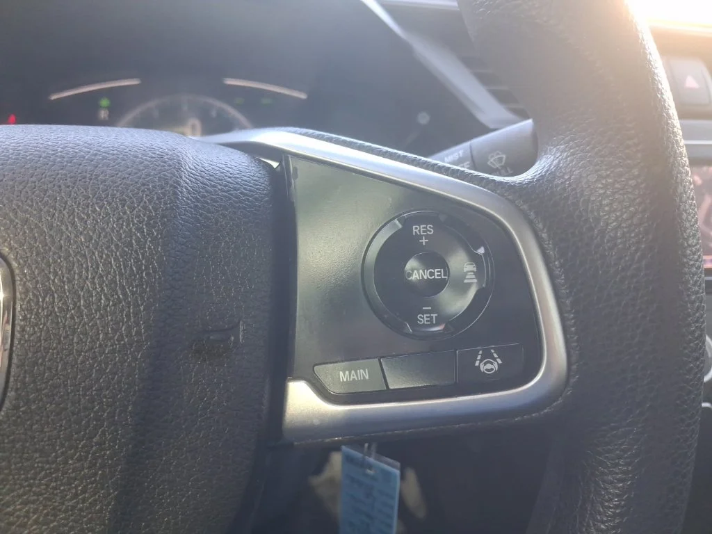 Used 2020  Honda LX image 30