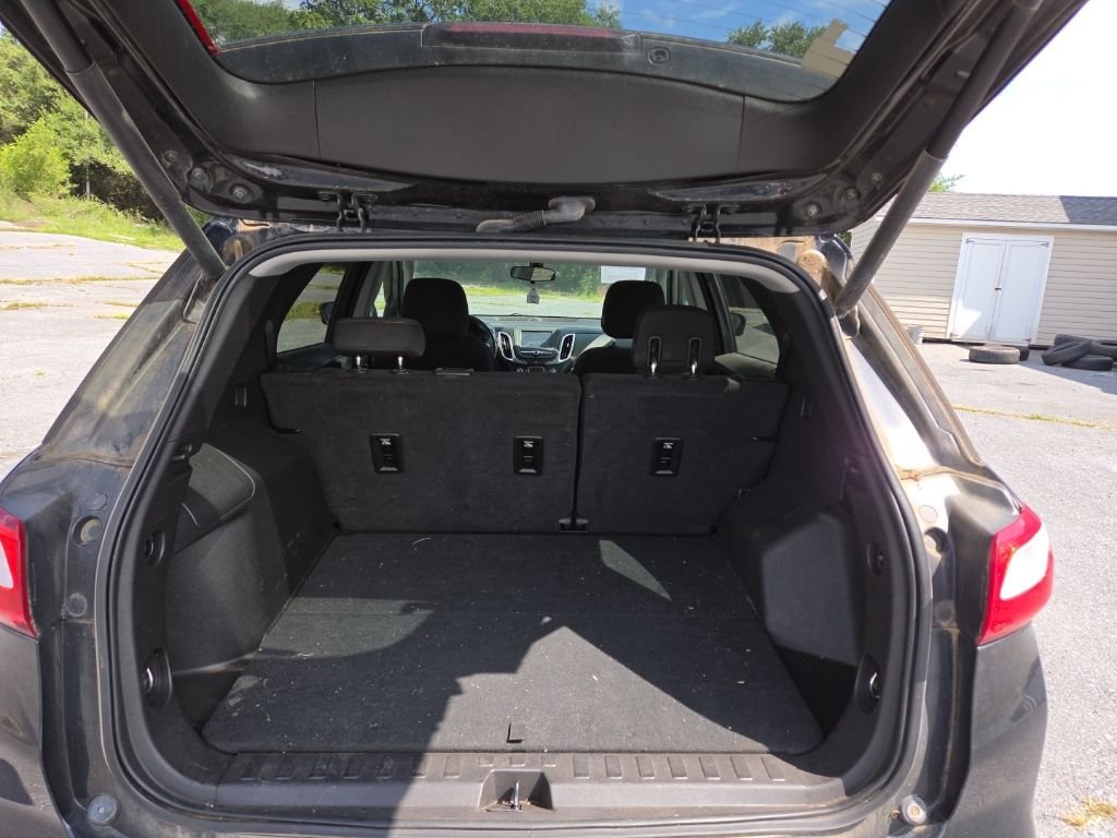 Used 2018 Black Chevrolet LT image 9