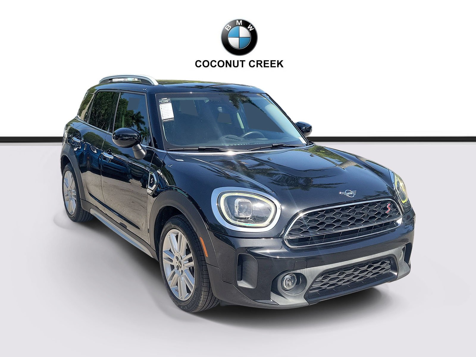 Used 2023 Midnight Black MINI Signature image 1