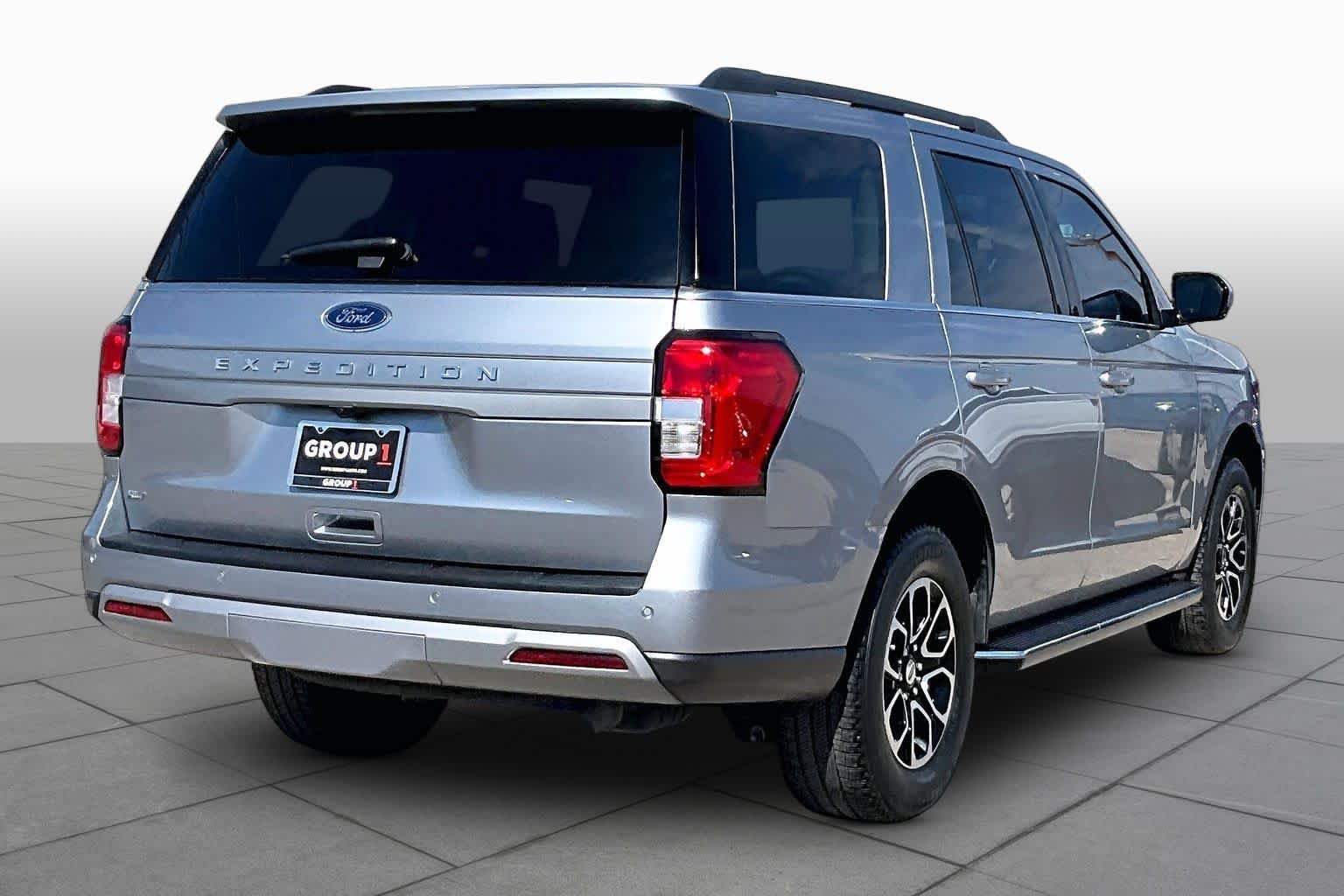 Used 2023 Iconic Silver Metallic Ford XLT image 12