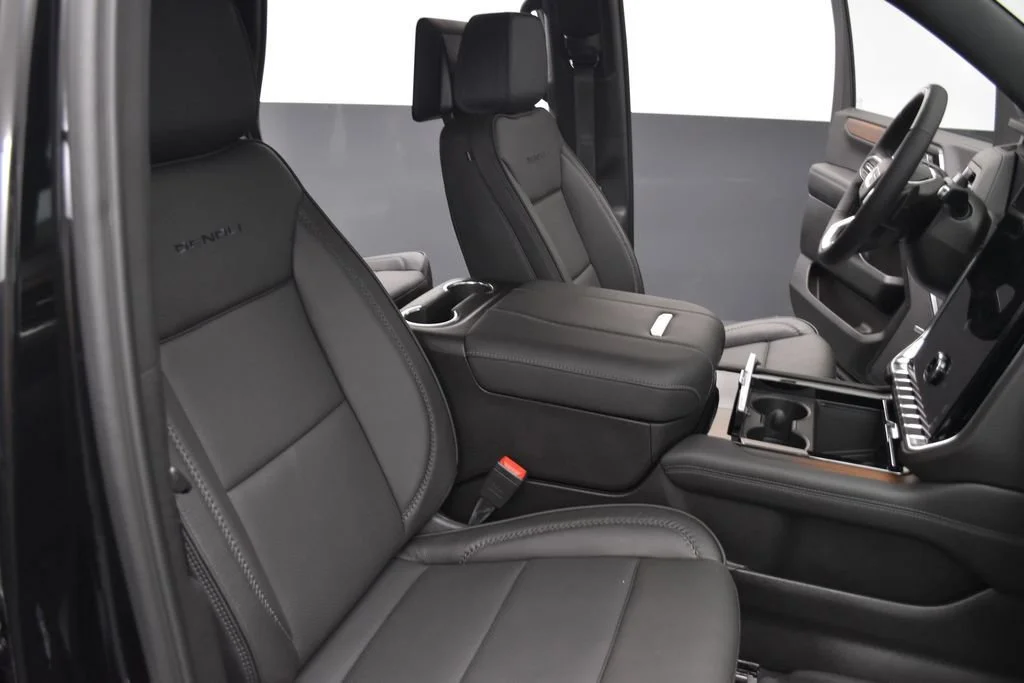 2026 GMC Yukon Denali - Photo 27
