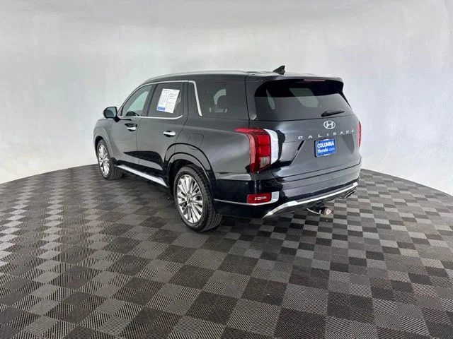 Used 2020 Black Hyundai Limited image 9