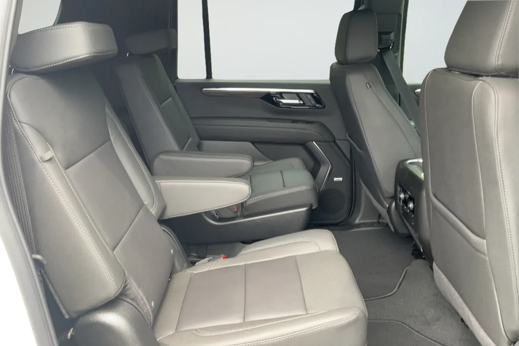 2026 Chevrolet Suburban Z71 - Photo 19