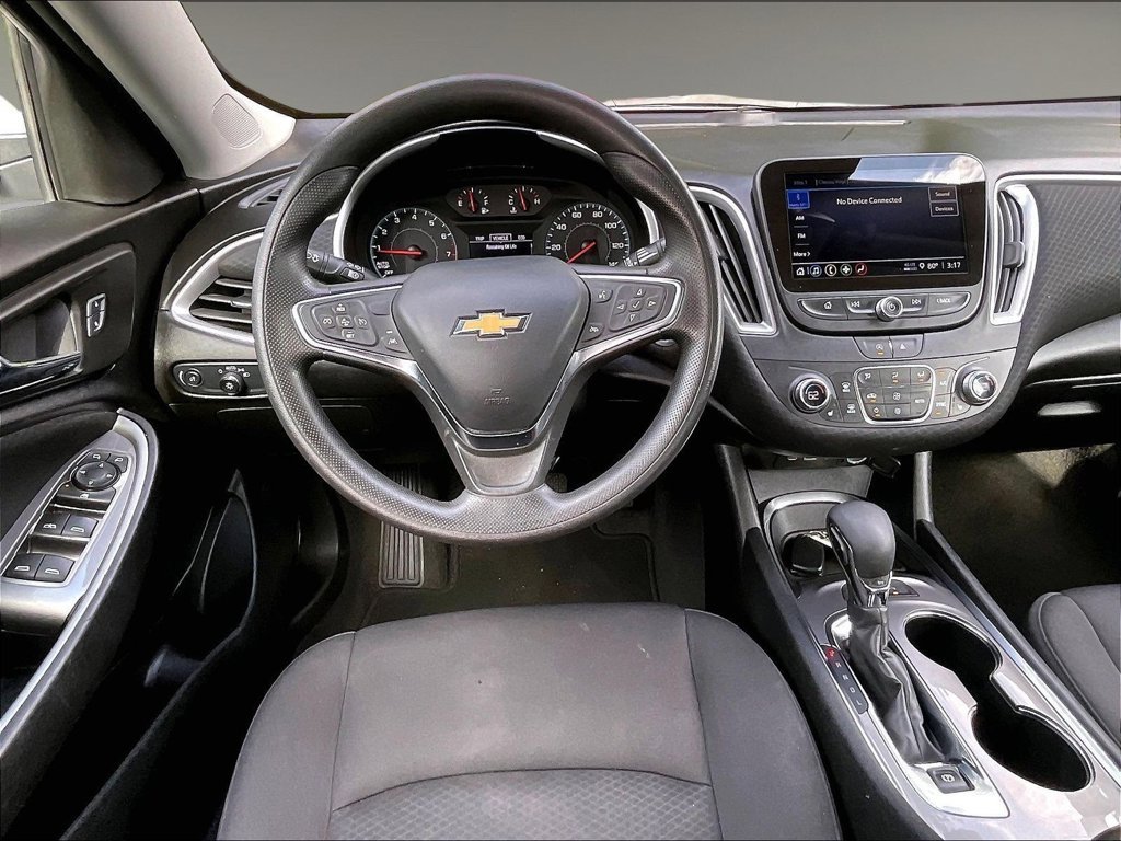 Used 2024 White Chevrolet LT image 17