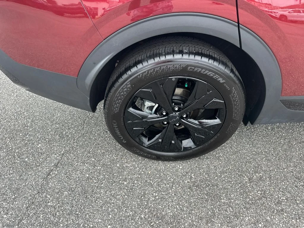 Certified Used 2025 Red Kia X-Line image 17