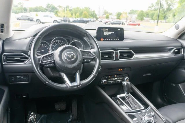 Used 2020 Black Mazda Touring image 14