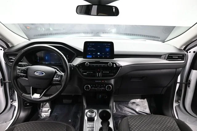 Used 2023 White Ford Active image 14
