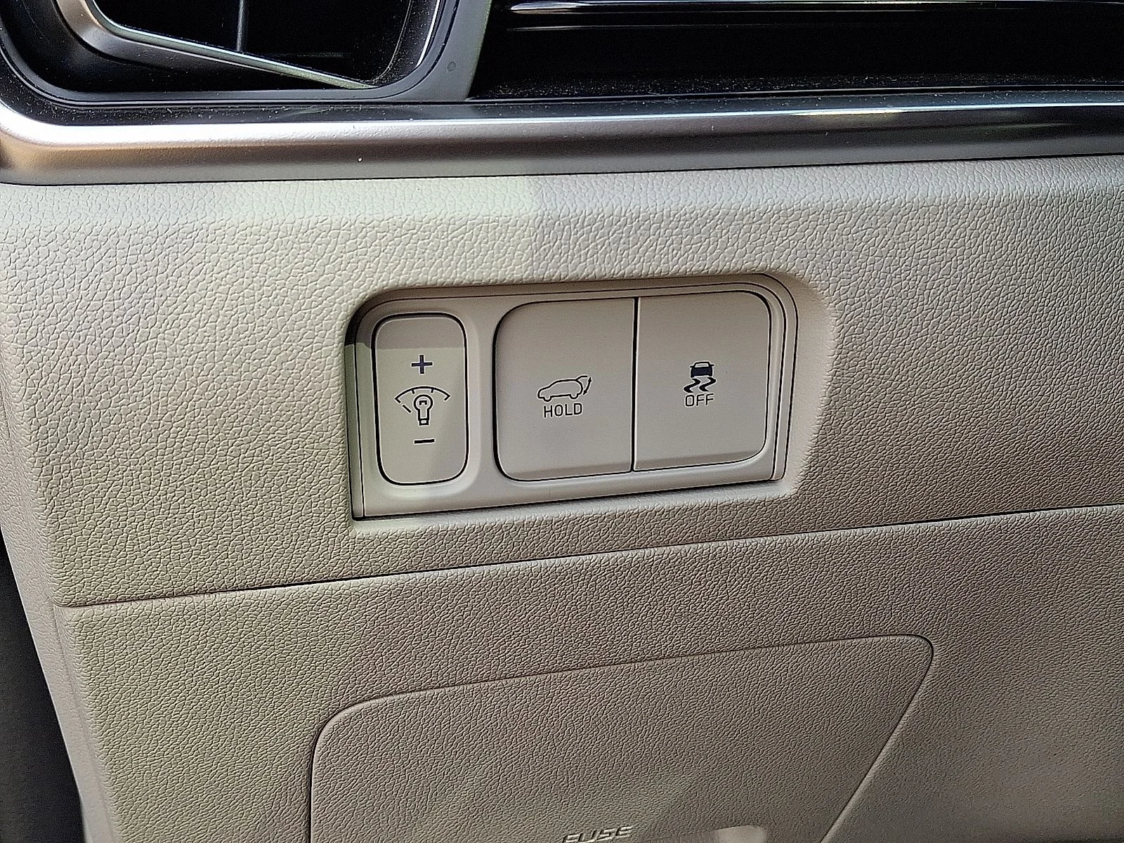 Certified Used 2025 Red Kia EX image 27