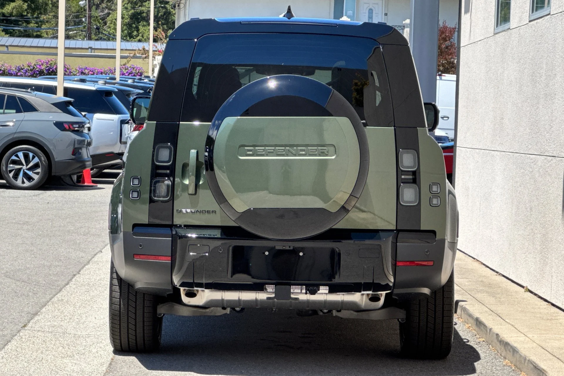New 2026 Woolstone Green Land Rover S image 7