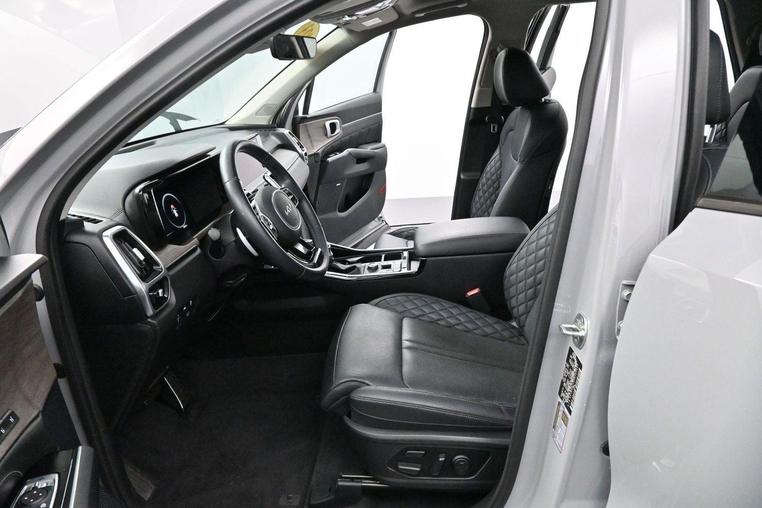 Used 2023 Wolf Gray Kia X-Line SX Prestige image 14