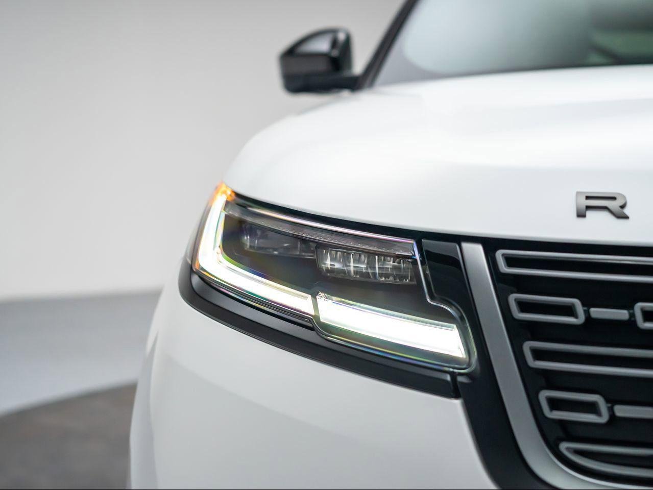 New 2026 Fuji White Land Rover S image 10