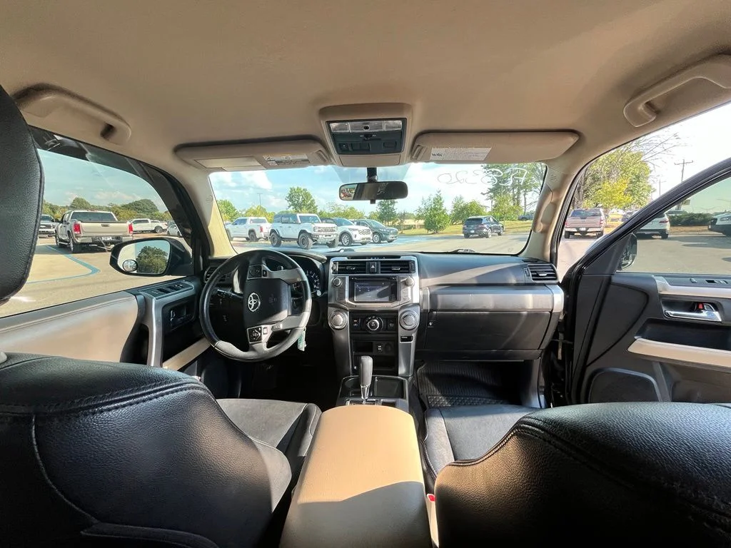 Used 2018 Black Toyota SR5 image 13