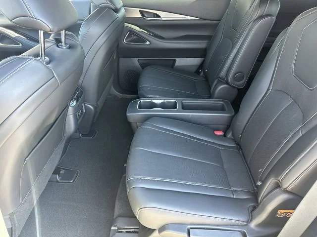 New 2027 HARBOR GRAY INFINITI Sport AWD image 19