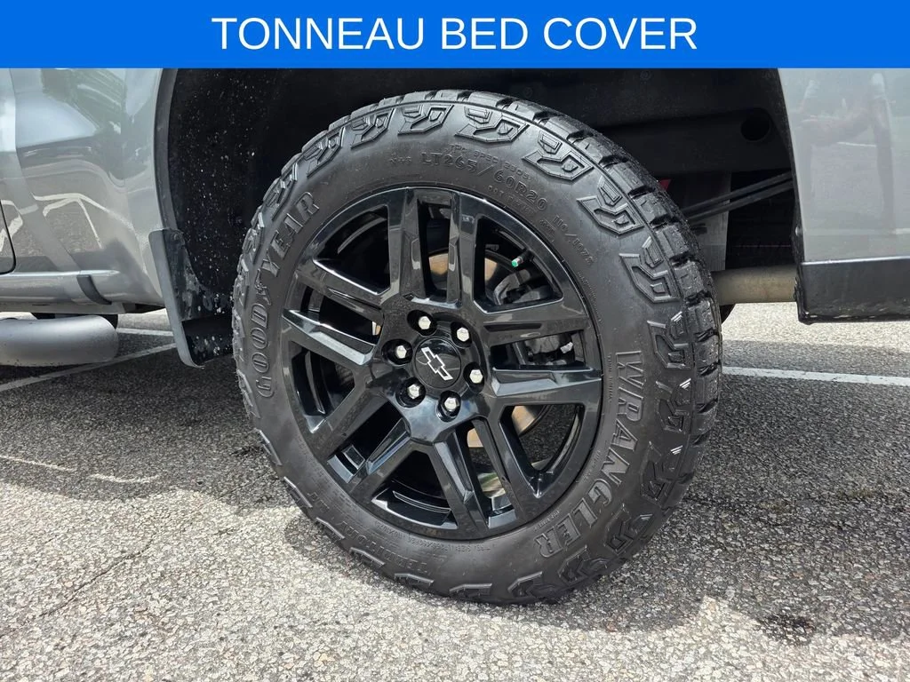 Used 2025 Sterling Gray Metallic Chevrolet LT Trail Boss image 36