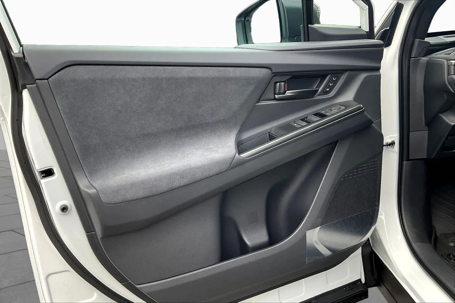 New 2026 Wind Chill Pearl Toyota XSE image 10