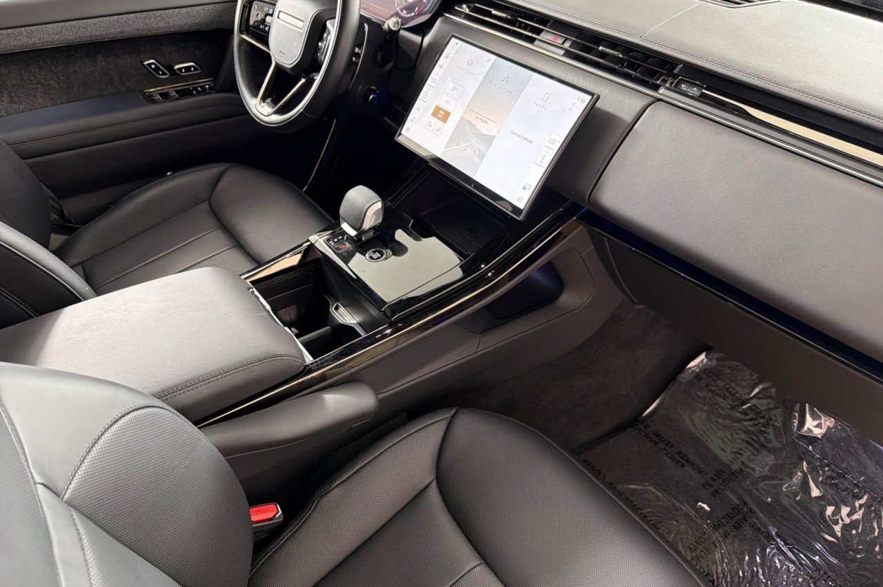 Used 2025 VELOCITY BLUE SV Land Rover Autobiography image 15