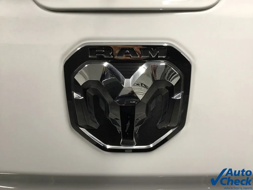 Used 2021 White Ram Big Horn/Lone Star image 17