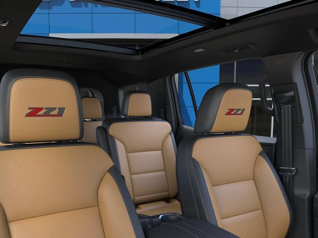 New 2027 Sandstone Gray Chevrolet Z71 image 24