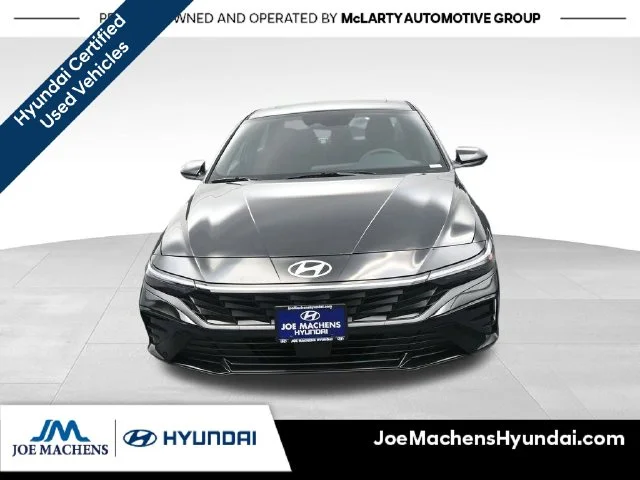 Used 2026 Black Hyundai SEL Sport Premium image 4