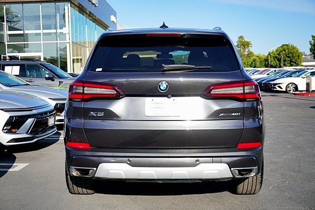 Used 2023 Gray BMW xDrive40i image 8