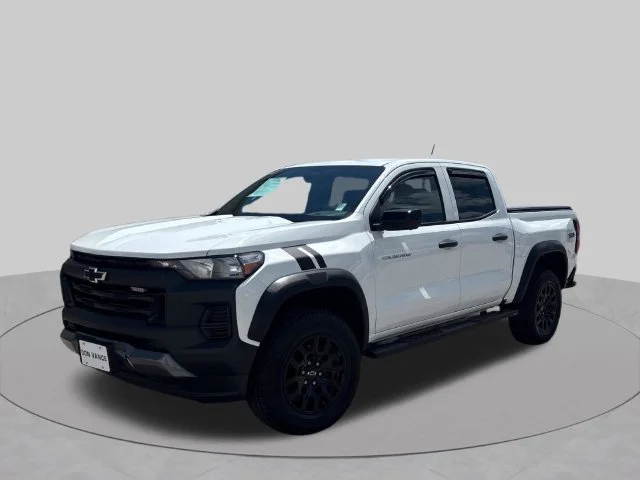 Used 2023 White Chevrolet Trail Boss image 1