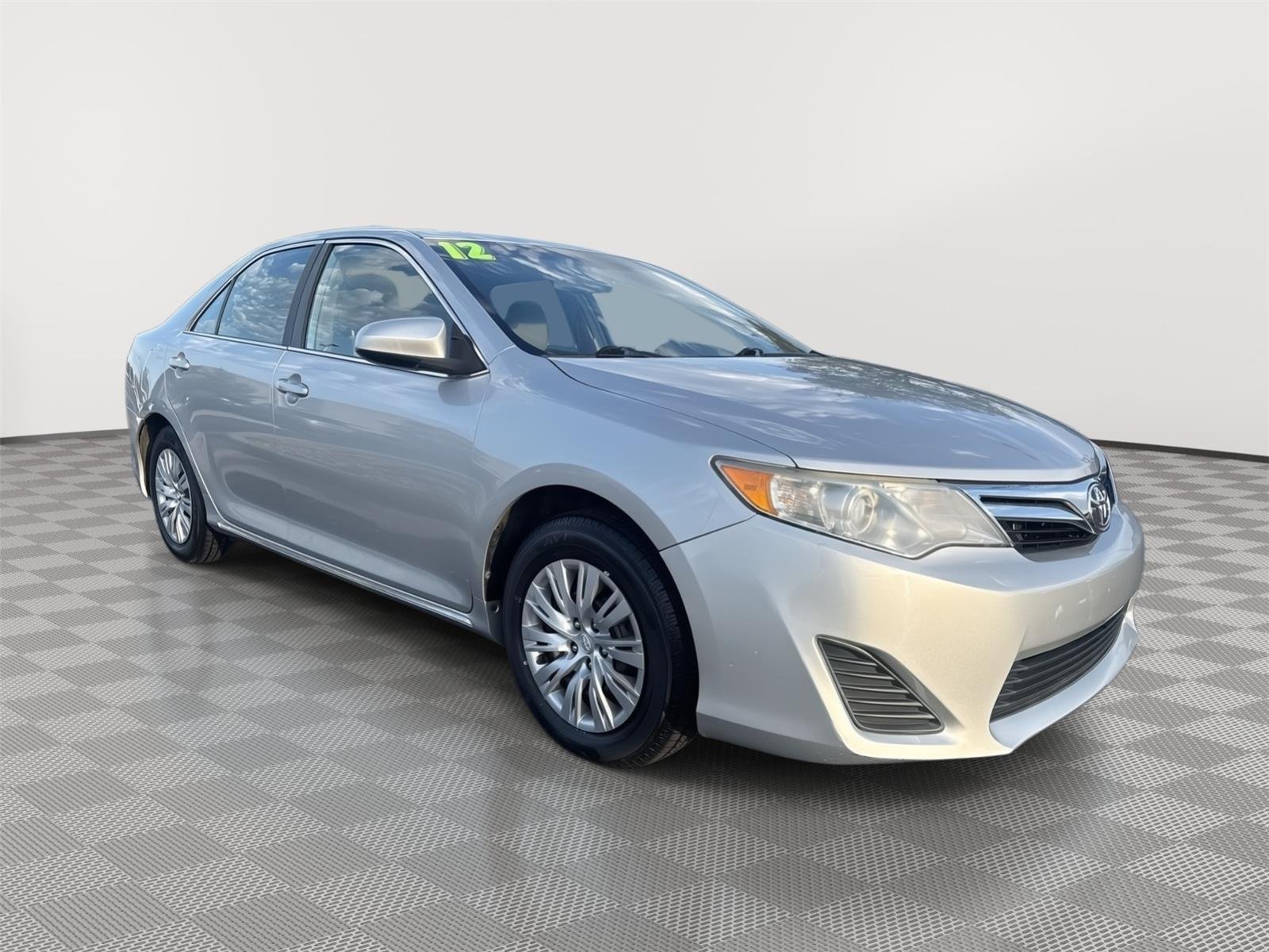 Used 2012 Toyota Camry LE with VIN 4T1BF1FK4CU162342 for sale in Kansas City