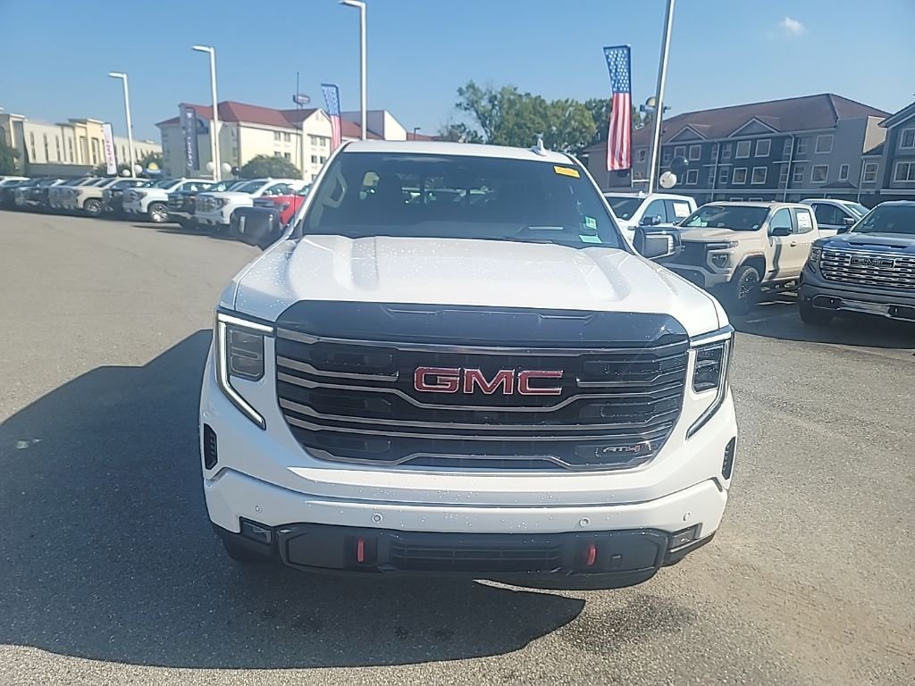 Used 2025 White GMC AT4 image 2