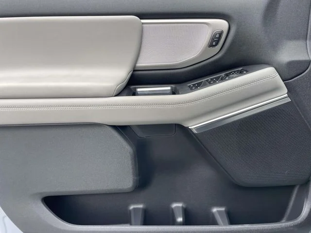 New 2026 Glacier Gray Metallic Tri-Coat Ford MAX Active image 18