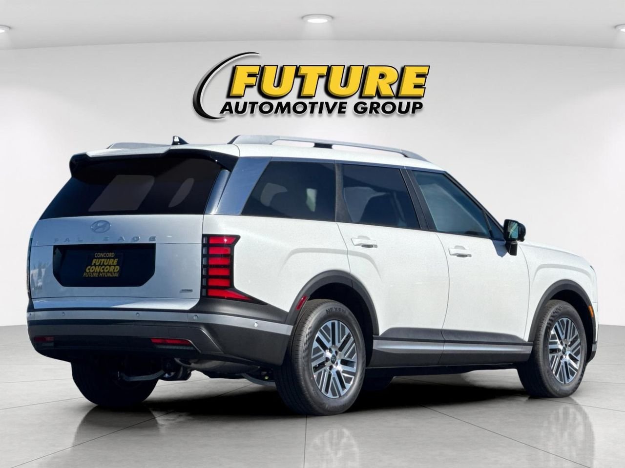 New 2026 White Hyundai SEL Premium 8P image 3