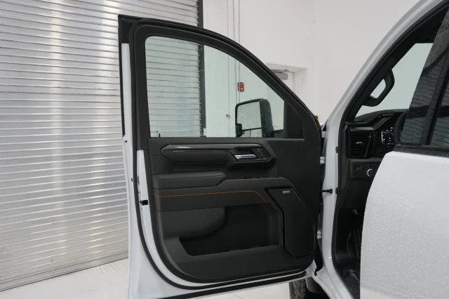 2026 GMC Sierra 2500HD AT4 - Photo 13