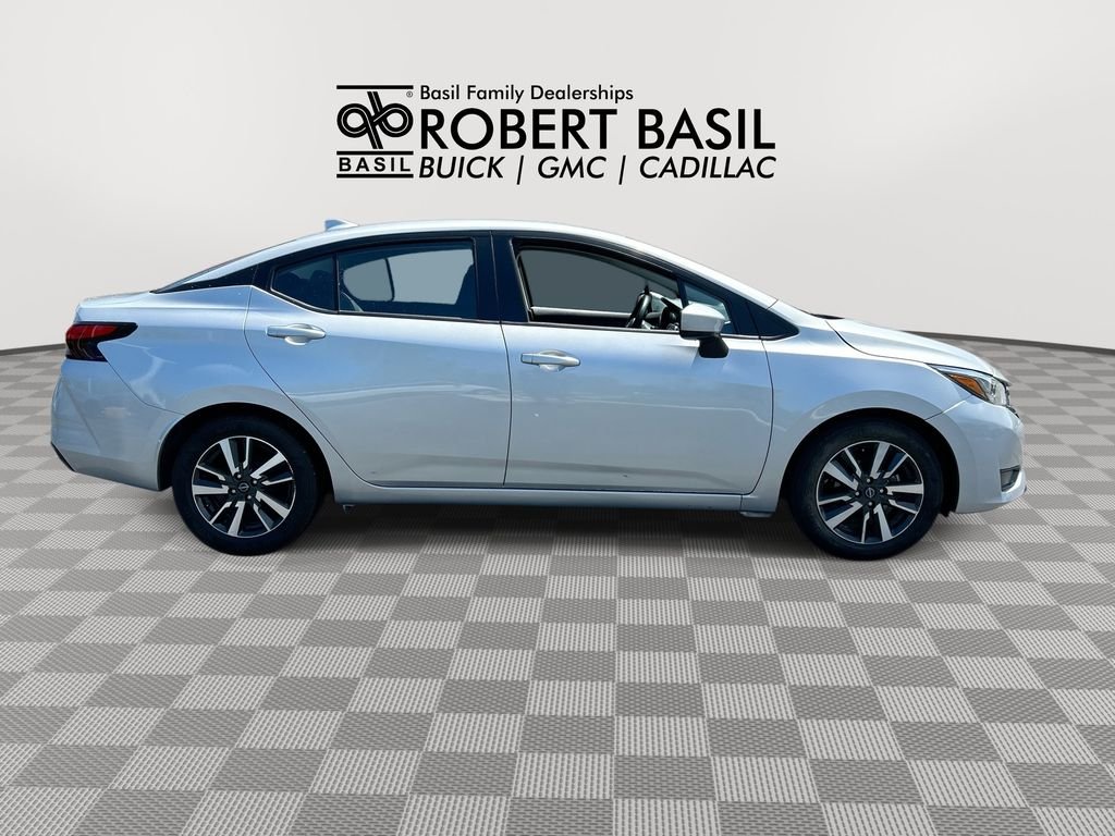 Used 2025 Silver Nissan 1.6 SV image 9