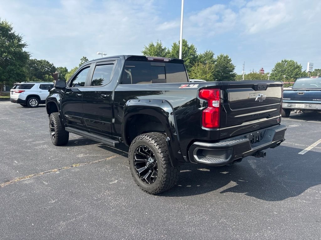 Used 2022 Black Chevrolet RST image 6
