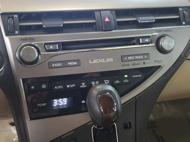 Used 2015 Mica Lexus 350 image 24