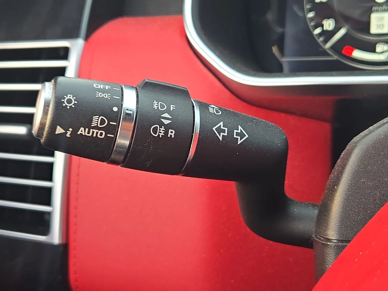 Used 2020 Fuji White Land Rover Autobiography image 14