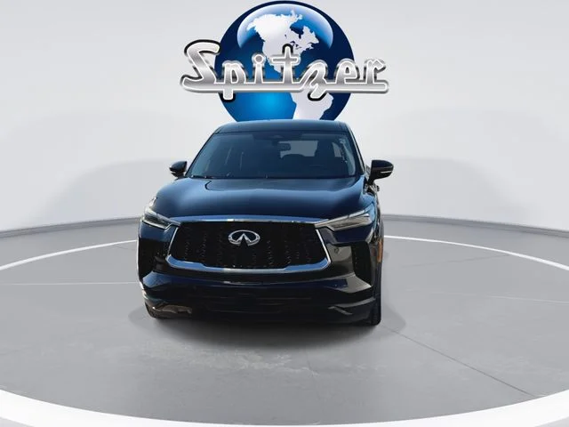 Used 2022 Black INFINITI PURE image 3