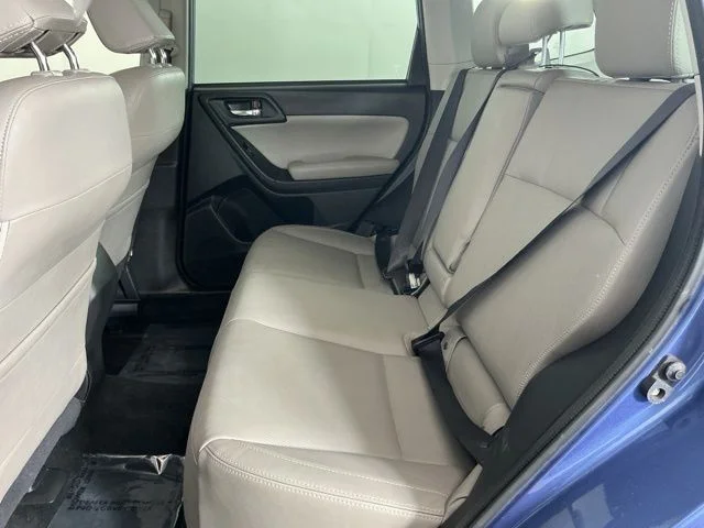 Used 2018 Blue Subaru 2.5i Limited image 28