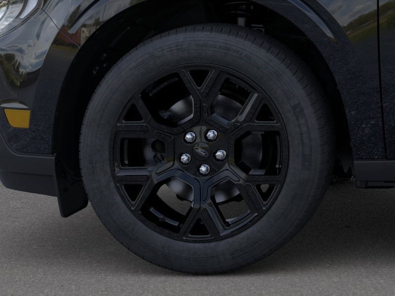 New 2026 Shadow Black Ford XLT image 21
