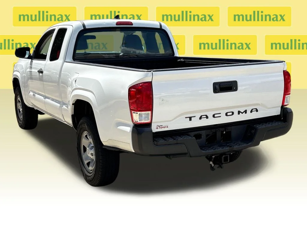 Certified Used 2017 White Toyota SR image 9