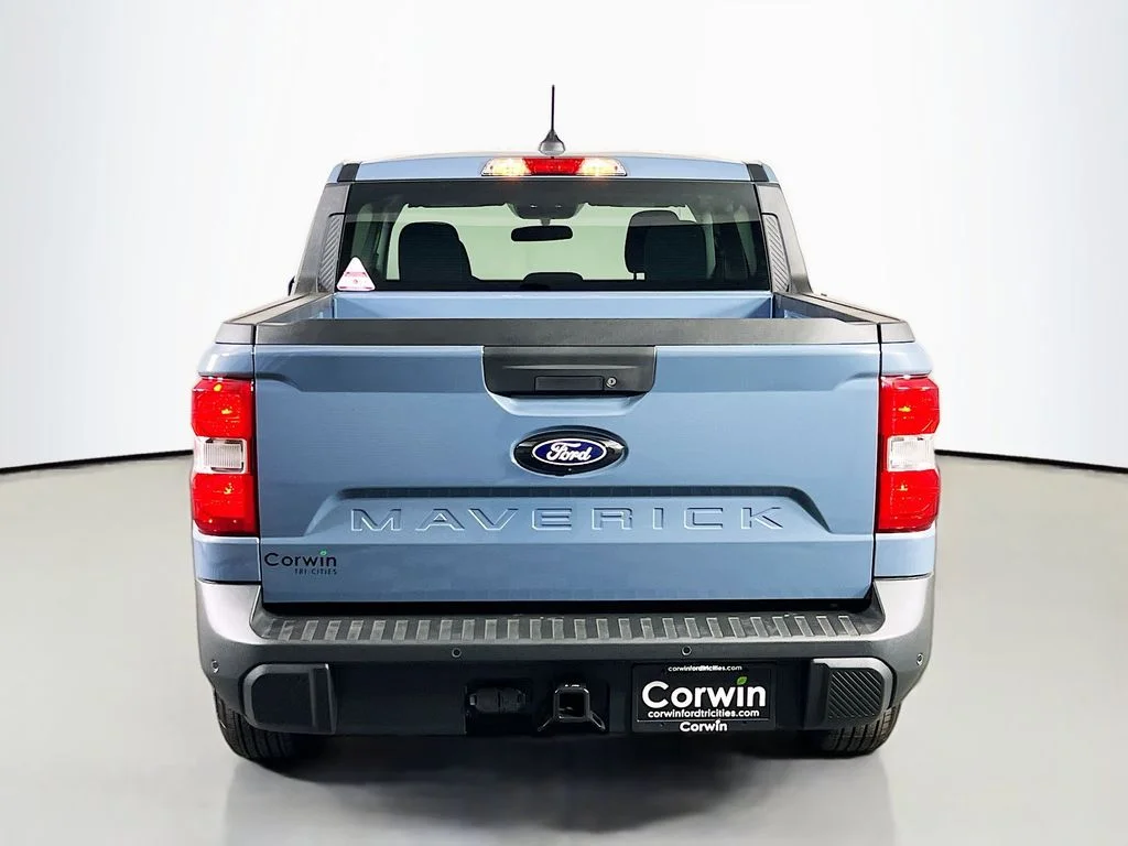 New 2026 Azure Gray Metallic Tri-Coat Ford XLT image 13