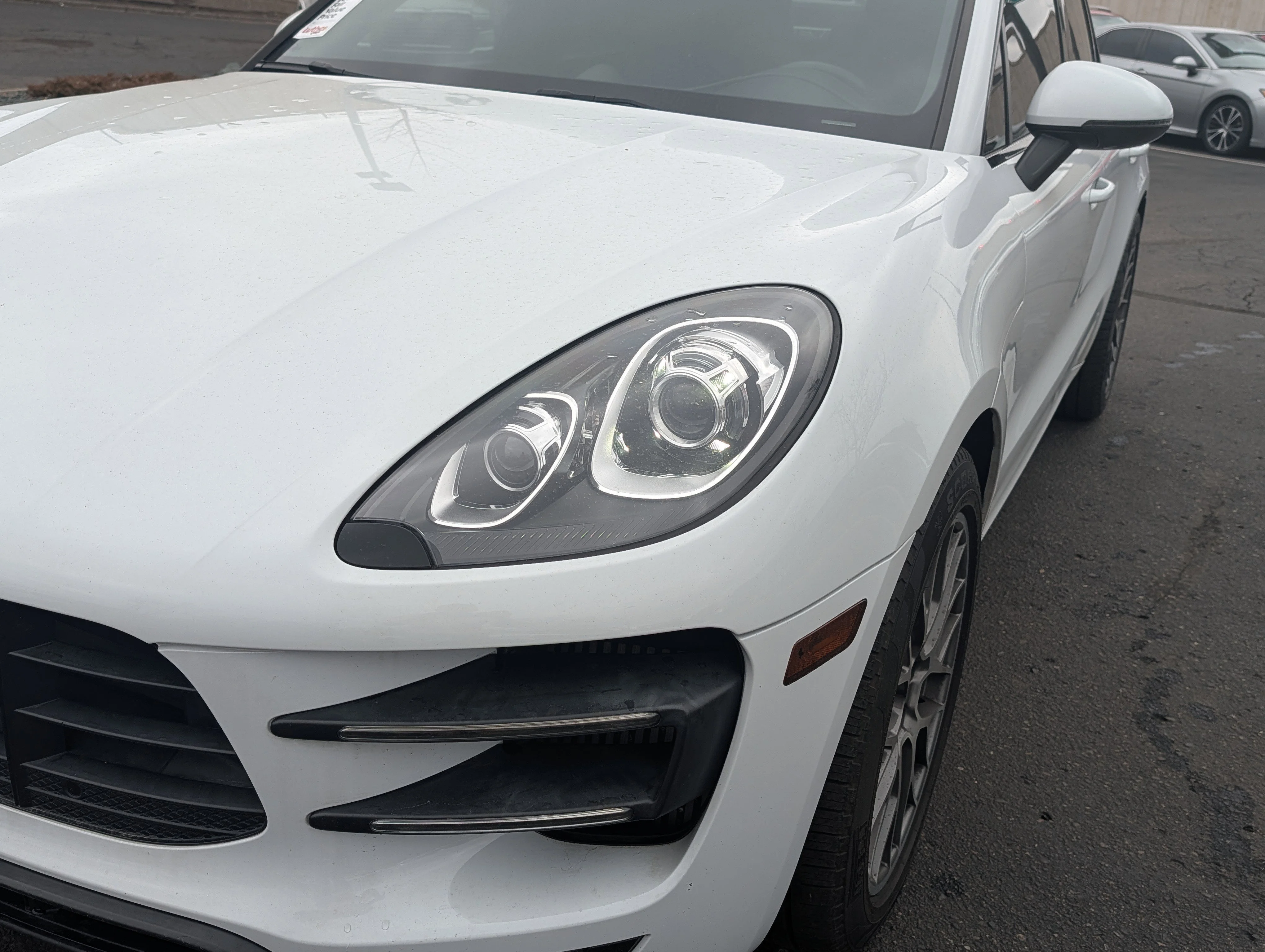 2018 Porsche Macan Turbo - Photo 16