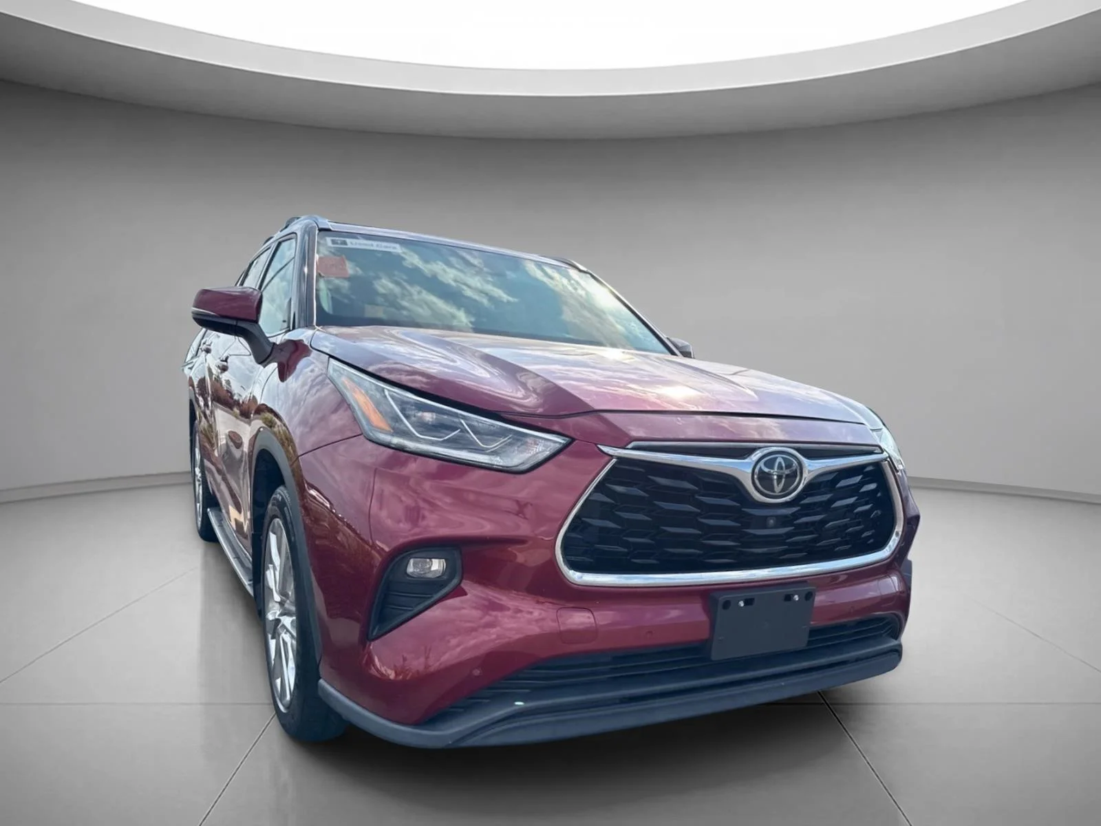 Used 2021 Ruby Flare Pearl Toyota Limited image 18