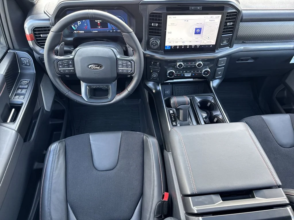 2025 Ford F-150 Raptor - Photo 23