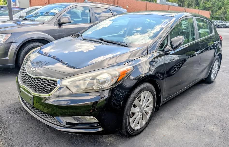 Used 2015 Aurora Black Kia EX image 3