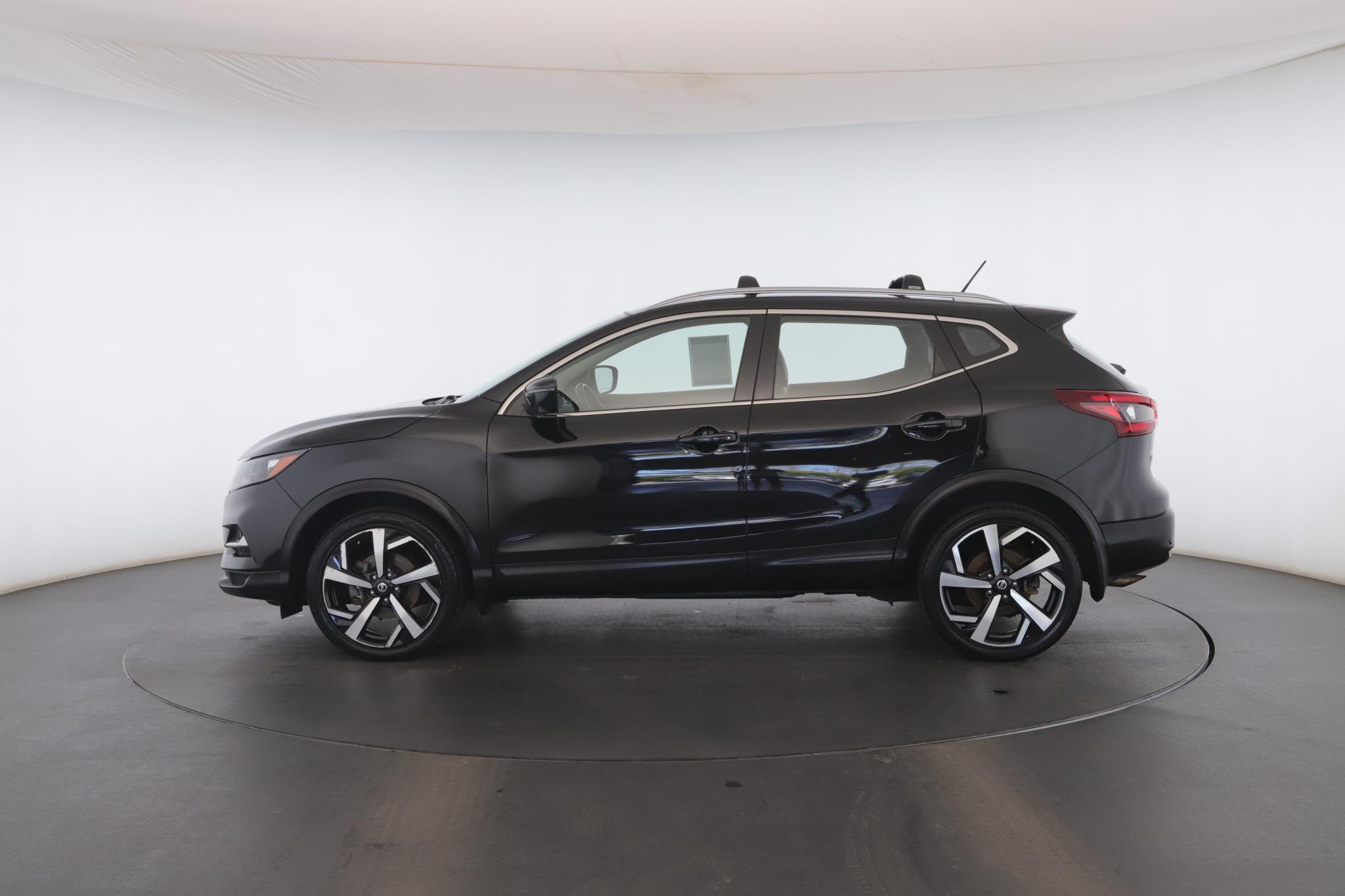 Used 2020 Magnetic Black Pearl Nissan AWD SL image 18